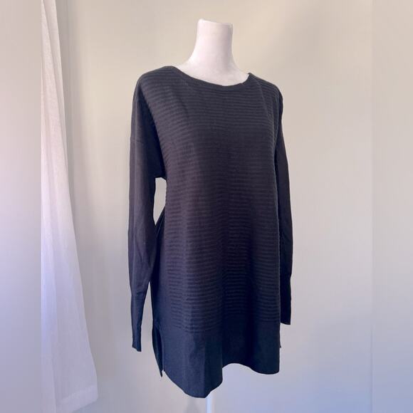 St. John’s Bay Black Ribbed Relaxed Fit Long Sleeve Pullover Sweater - Picture 3 of 7